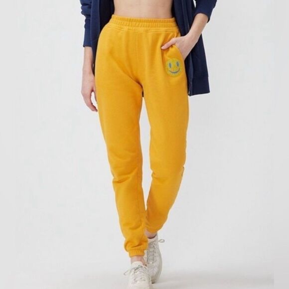 Outdoor Voices Women’s Hikers Club Sweatpants Jogger Size XS Yellow Happy Smiley - Picture 1 of 6